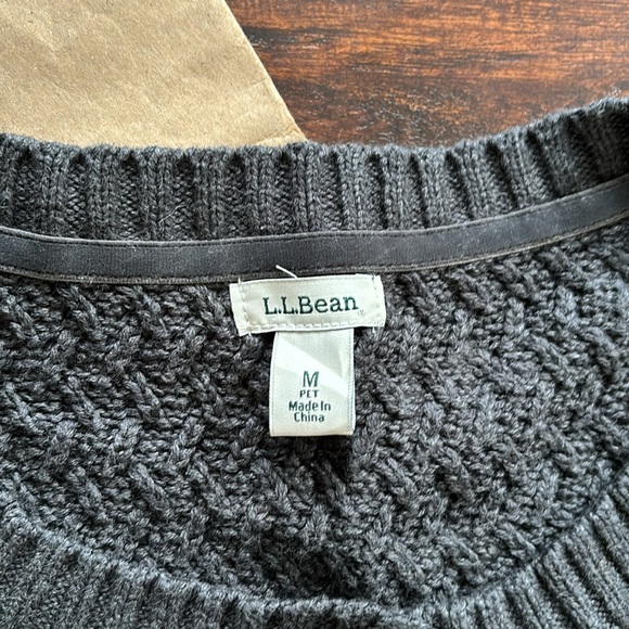 LL Bean Grey Cardigan - Picture 2 of 9